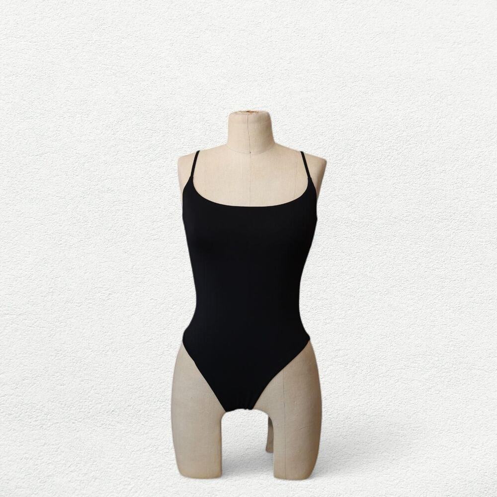 Aritzia Contour Cami Tank Bodysuit in Black